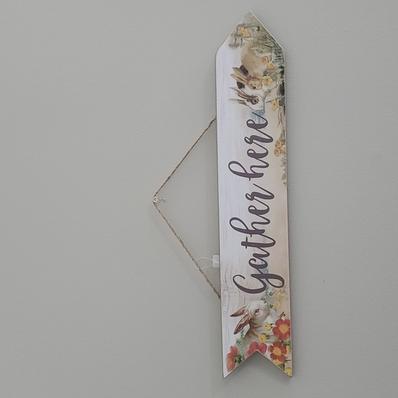 NWT Gather Here Wooden Hanging Arrow Sign Easter/Spring - Picture 5 of 5